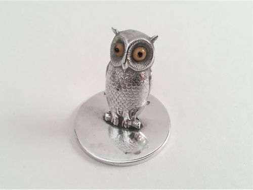 fig 1. A wonderful Sampson Morden silver owl card holder