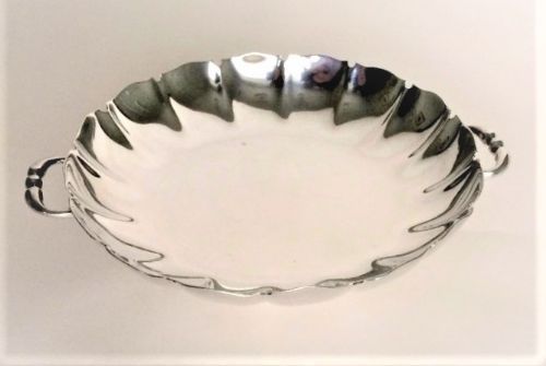 A Quality George V Silver Fluted Bonbon Dish