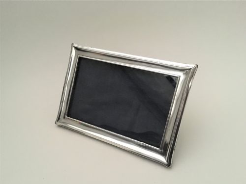 A Useful Silver Landscape Photo Frame