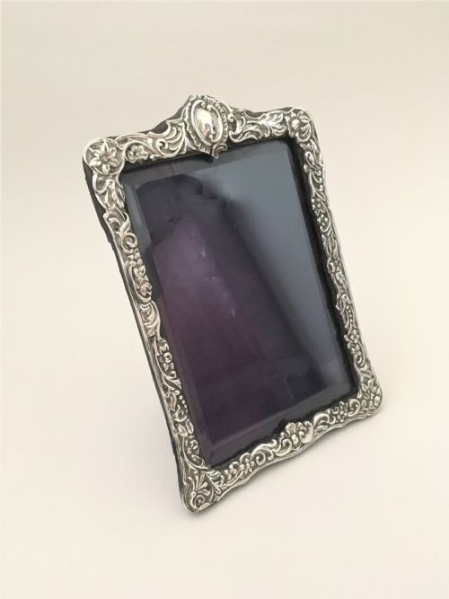 A Lovely Art Nouveau Silver Photo Frame