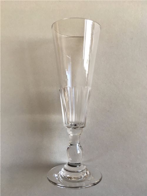 fig 2. A harlequin set of 6 Victorian champagne flutes