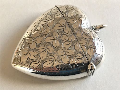 fig 1. A superb Victorian heart shaped silver vesta