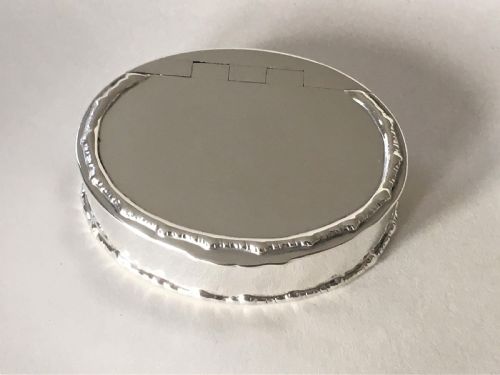 fig 1. A handsome silver snuff box of superior quality