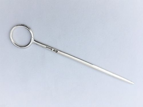 fig 1. An unusual Edwardian silver game skewer