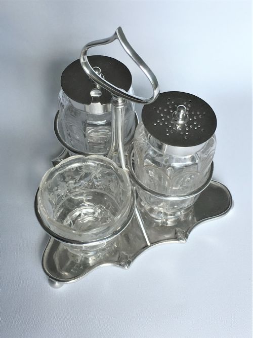 fig 1. An attractive Edwardian silver three piece cruet set