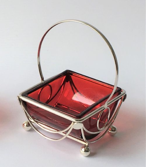 fig 1. A lovely pair of Edwardian silver plated bonbon baskets