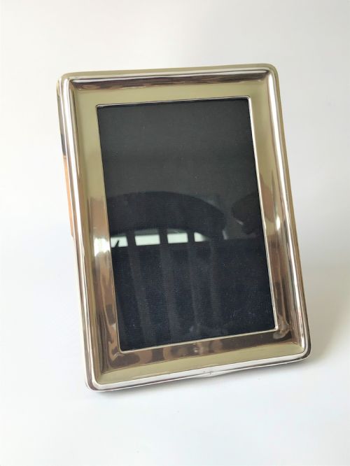A Stylish George V Silver Photo Frame