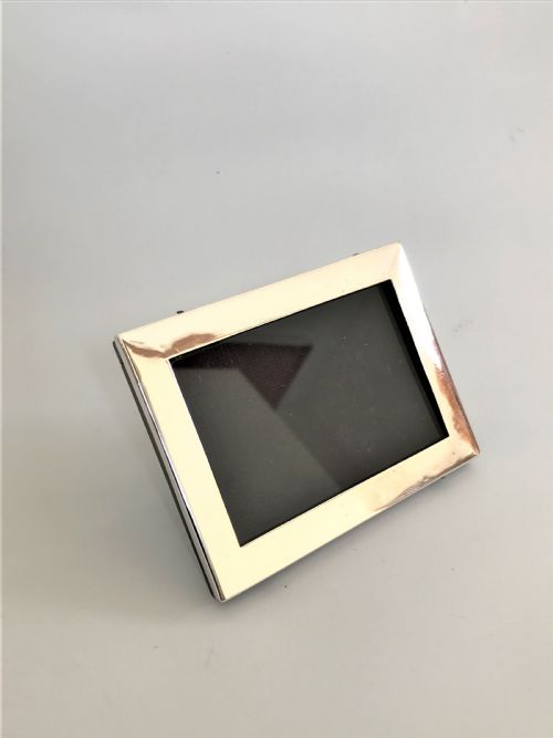 A Small Silver Landscape/portrait Photo Frame