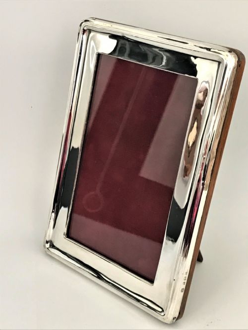 A Stylish Silver George V Photo Frame