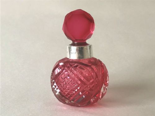 fig 1. A lovely Edwardian silver & cranberry glass scent bottle