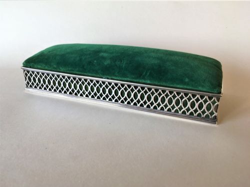 A Gorgeous Edwardian Silver Jewel/glove Box