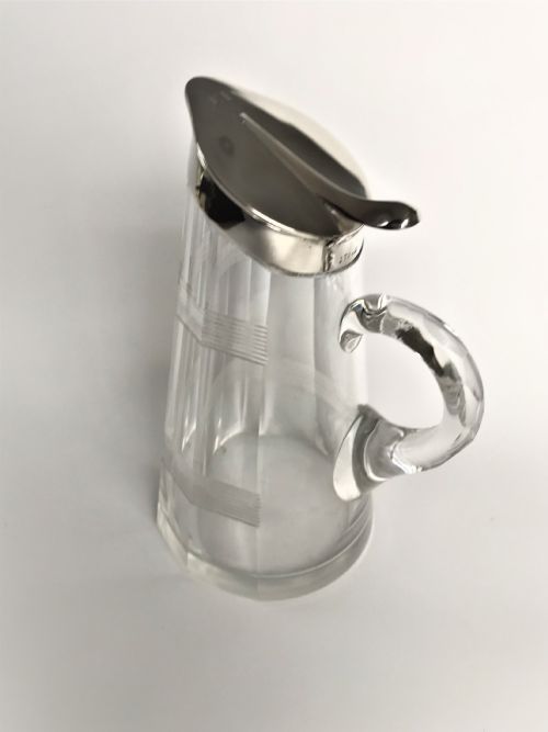 fig 1. A rare Edwardian silver mounted Whisky companion