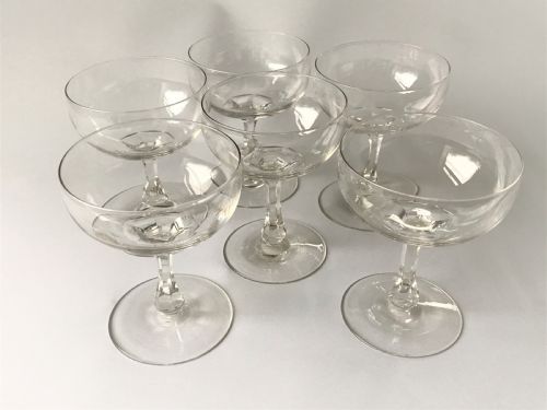 A Set of 6 Stylish Victorian Cut Glass Champagne Bowls