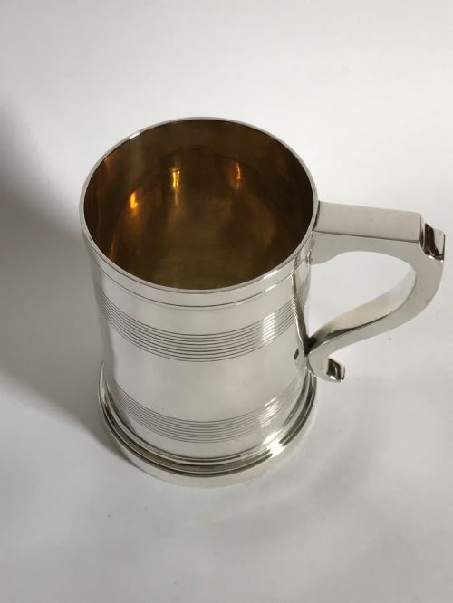 fig 1. A magnificent Georgian revival silver pint tankard