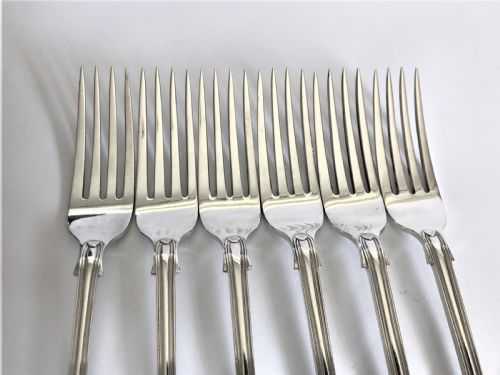 fig 1. A substantial set of 6 Victorian silver fiddle & thread table forks
