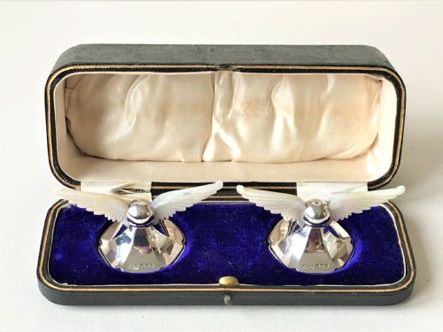 A Stunning Pair of Edwardian Silver & Mother-of-pearl Knife/spoon Rests
