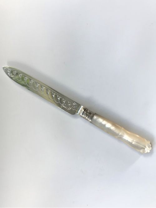A Superb Victorian Silver Bladed Cake Knife