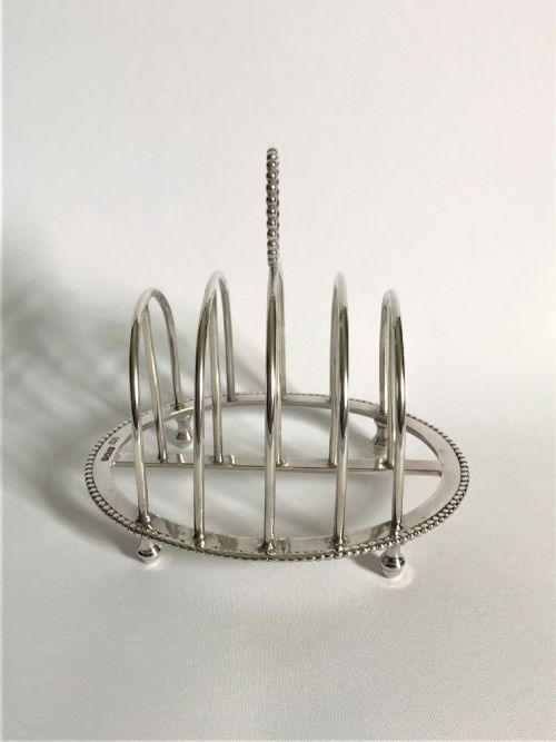 A Quality Four Slice Silver Toast Rack