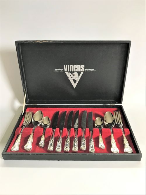 A Vintage Canteen of Silver Plated Flatware