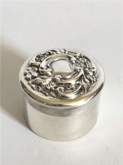 A Large Edwardian Silver Pill Box