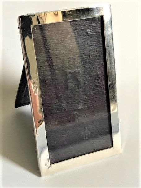 An Early George V Silver Photo Frame