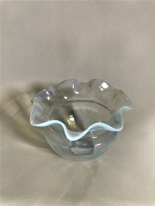 A Lovely Victorian Vaseline Glass Lamp Shade