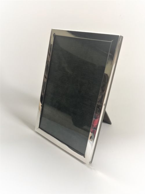 A Handsome George V Silver Photo Frame