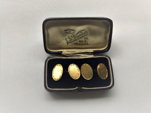 fig 1. A boxed pair of vintage Chester 9ct. gold cufflinks