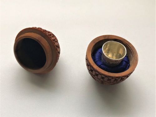 fig 1. A gorgeous silver thimble & coquilla nut thimble case  
