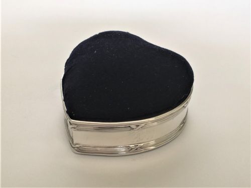 An Edwardian Silver Heart Shaped Trinket Box