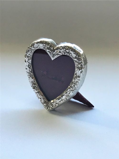 A Late Victorian Miniature Silver Heart Shaped Frame