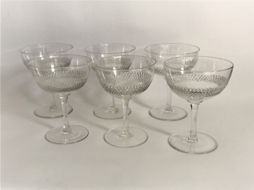 A Set of 6 Edwardian Cut Glass Champagne Bowls