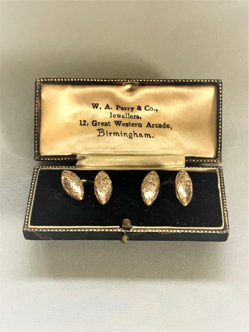 A Splendid Pair of Victorian 18ct Gold Cuff Links