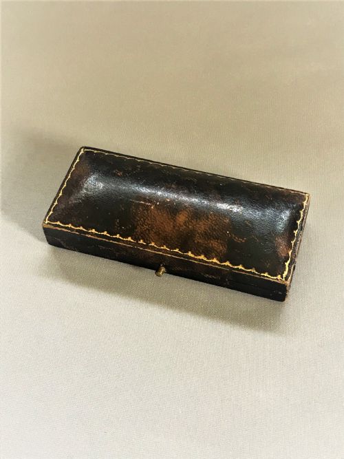 fig 1. A splendid pair of Victorian 18ct gold cuff links