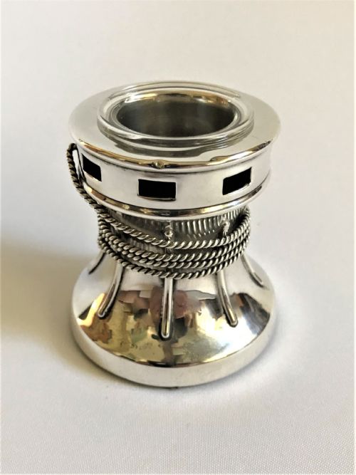 fig 1. A rare Edwardian silver quayside capstan inkwell