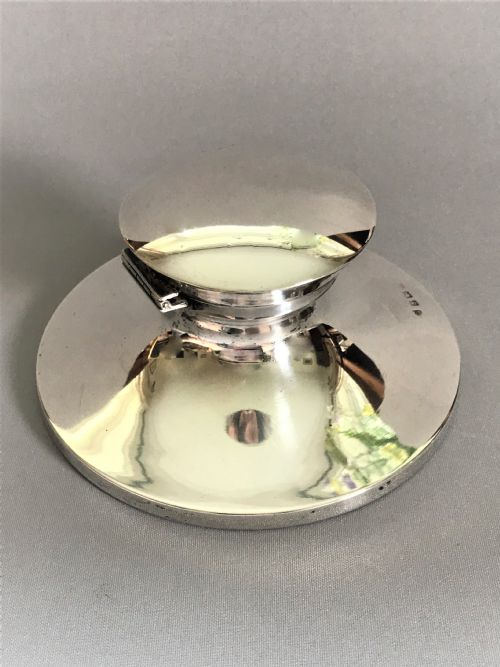 An Attractive George V Capstan Silver Inkwell