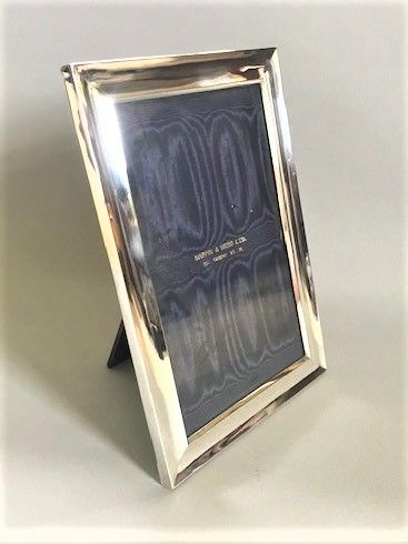 fig 1. A top quality Mappin & Webb silver frame