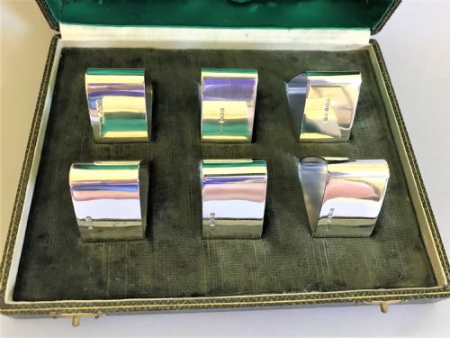 fig 1. A superb set of 6 boxed silver napkin rings