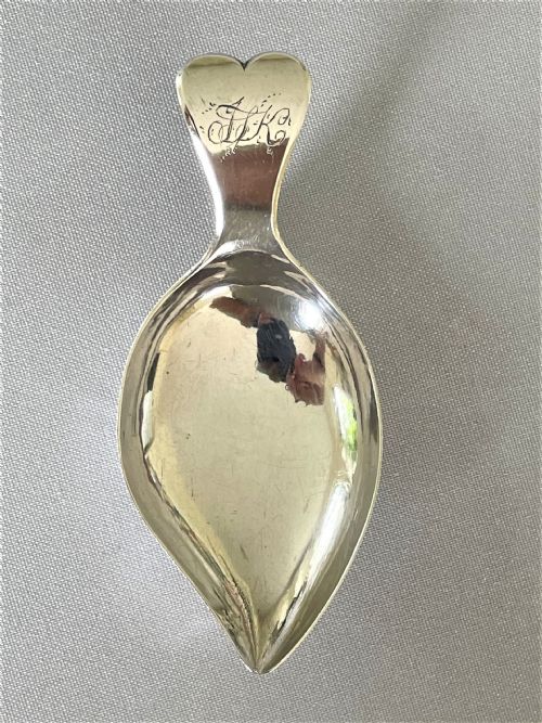 fig 1. A Georgian silver leaf caddy spoon with heart handle
