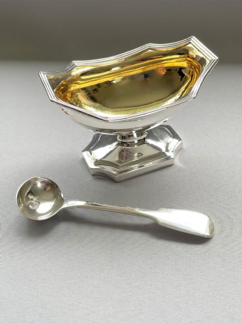 fig 1. A superb Georgian silver condiment tub & spoon