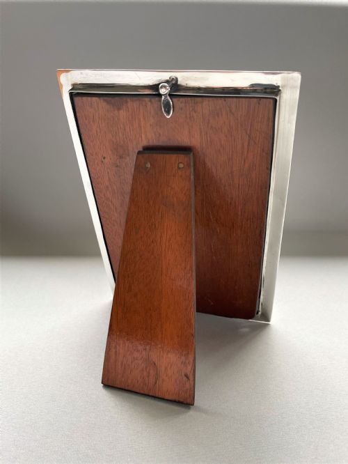 fig 1. A fabulous Edwardian fox themed silver photo frame