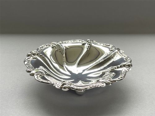 A Lovely Edwardian Silver Nut Bowl