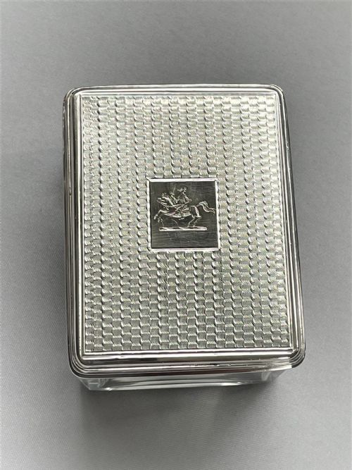 fig 1. A fine Georgian silver lidded cuff links/studs box