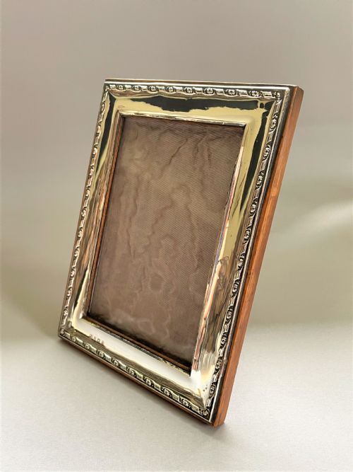fig 1. An attractive George V silver photo frame
