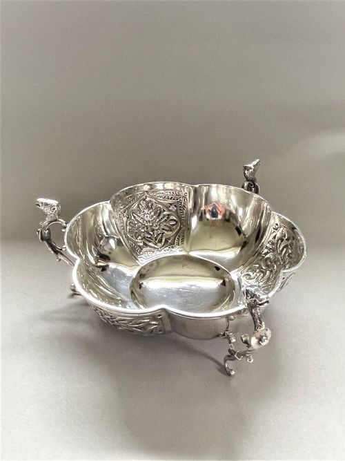 fig 1. A gorgeous Edwardian Chester silver sweetmeat dish