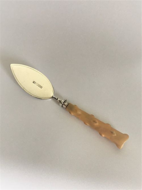 An Edwardian Silver Bladed Pate Server