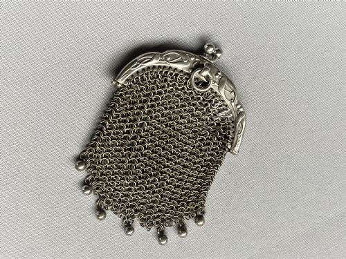 A Seasonal Themed French Silver Mistletoe Coin Purse