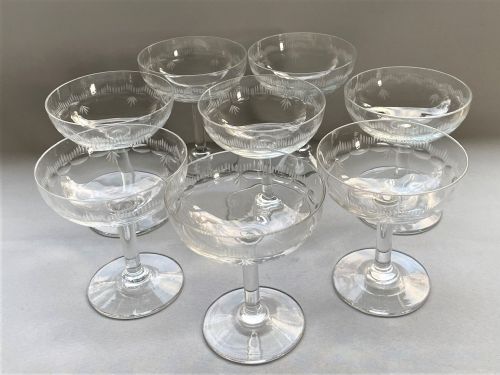 fig 1. A good set of 8 Edwardian etched champagne bowls