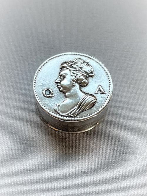 An Extremely Rare Queen Anne Silver Patch Box