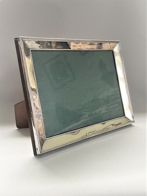 A Large and Stylish Landscape/portrait Silver Photo Frame